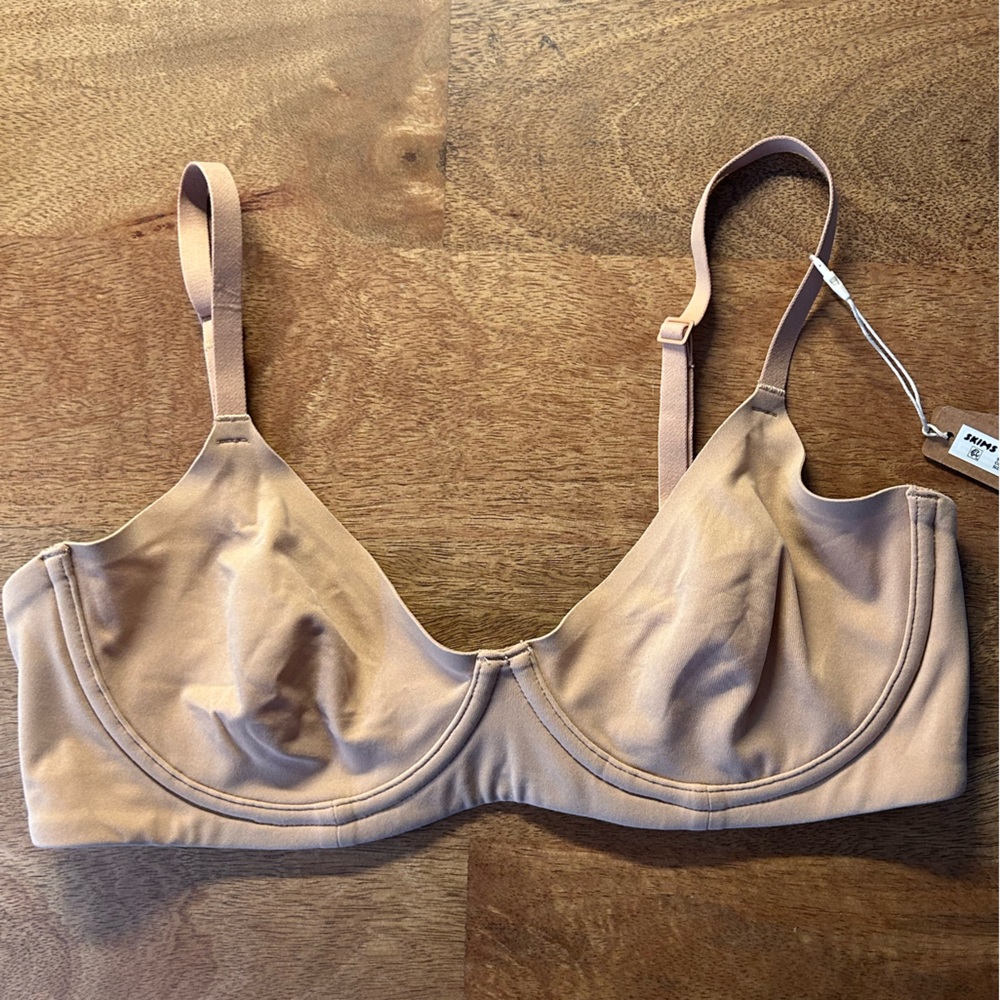 SKIMS Fits Everybody Unlined Demi Bra Ochre